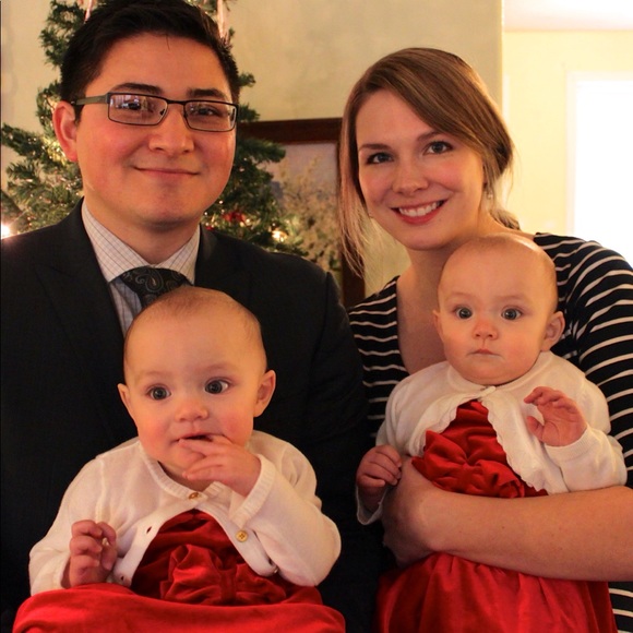 Serena, mom of twins and lover of bargain hunting - Picture 6 of 8